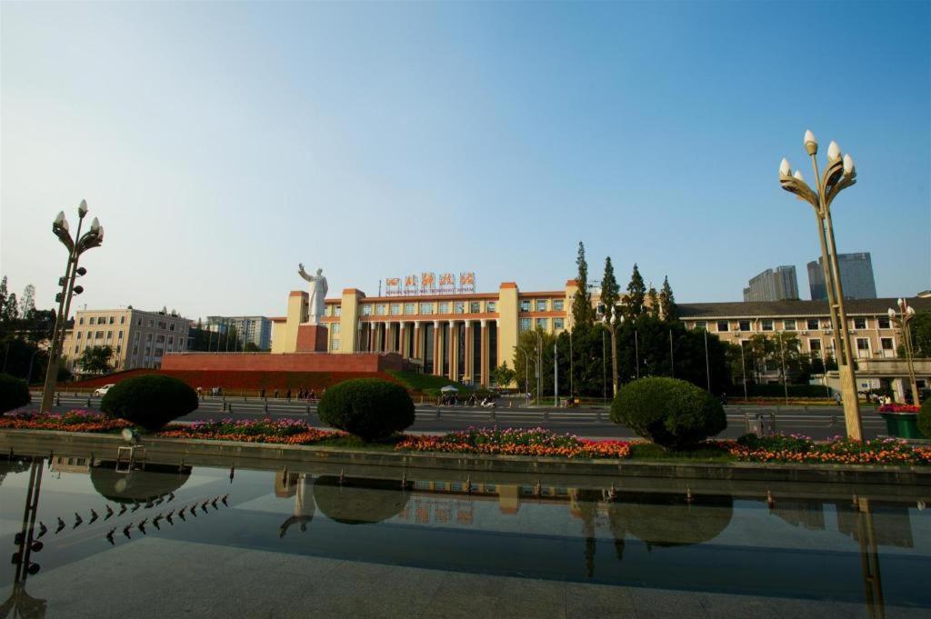 Mehood Hotel Чэнду Экстерьер фото